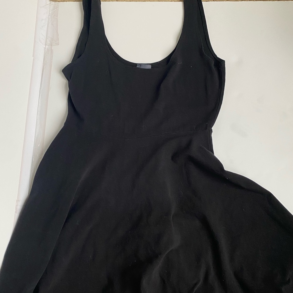 LITTLE BLACK DRESS